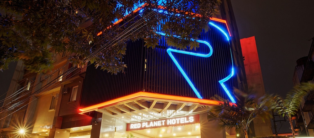 Red Planet Makati Avenue Manila in MAKATI