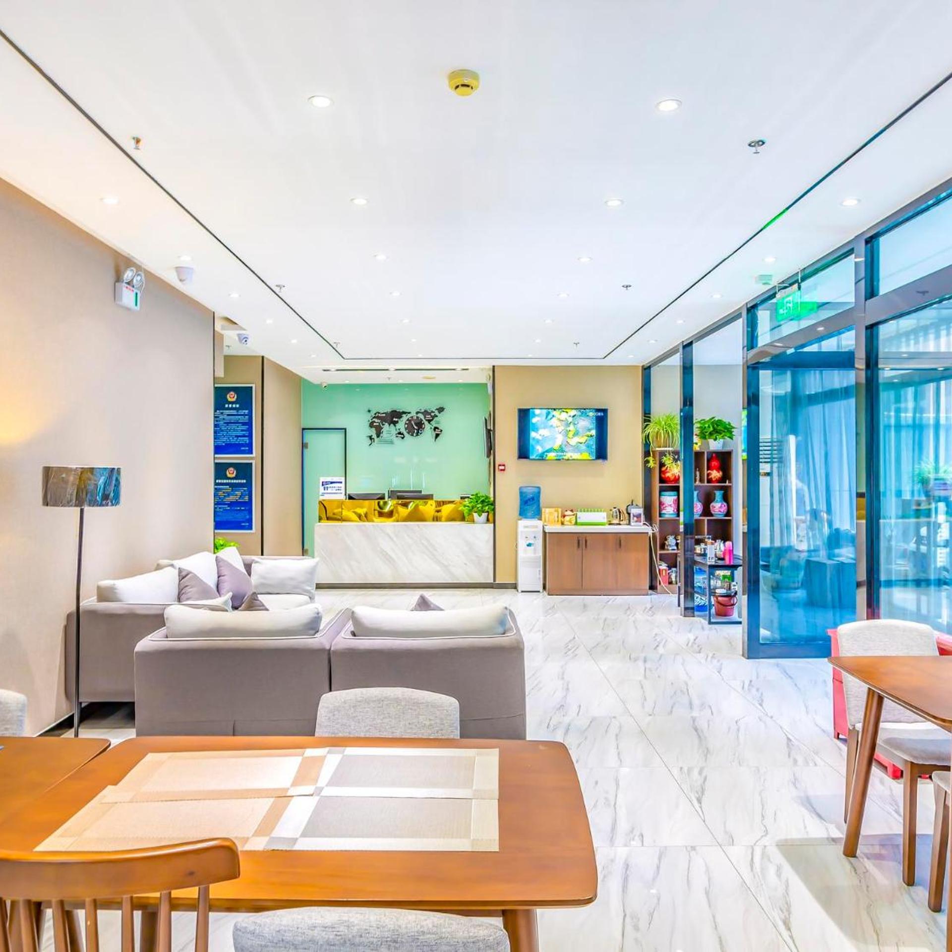 7 Days Inn (Beijing Zhongguancun Renmin University of China) 24/30
