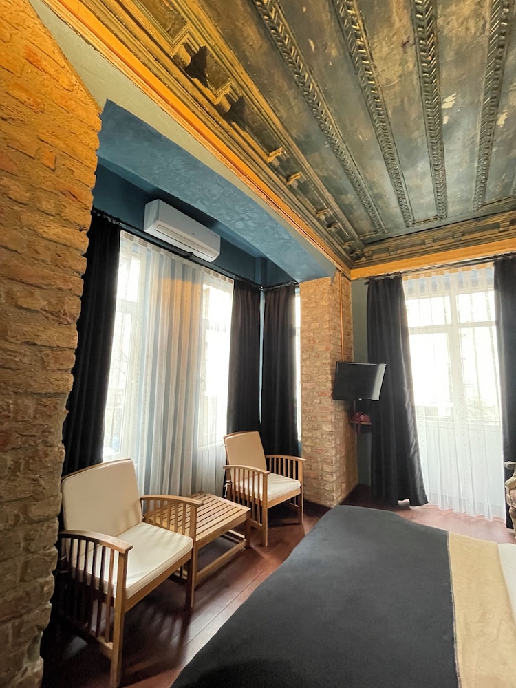 Reu de Hotel 9/38