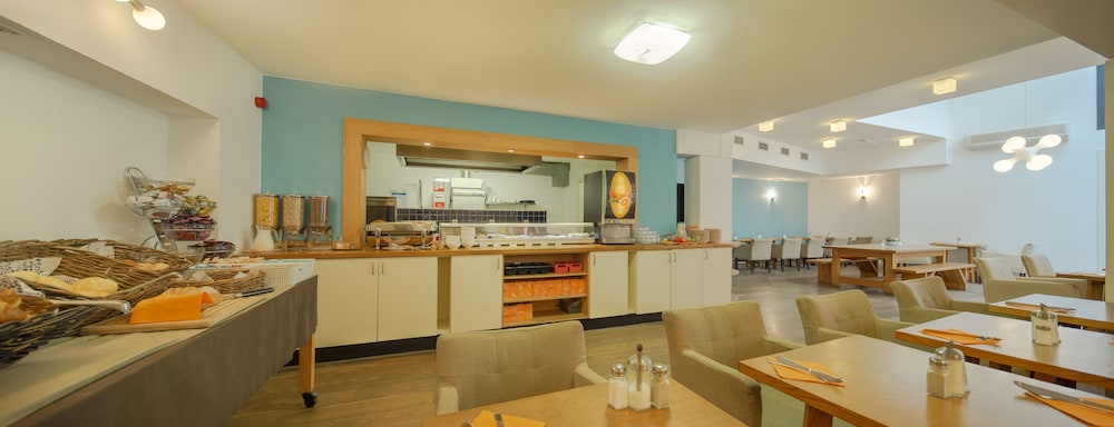 Mondo Eden Antwerp(FORMERLY SANDTON EDEN ANTWERPEN) 32/41