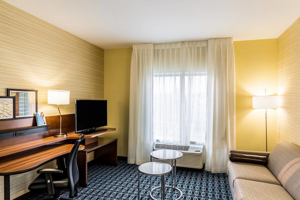Fairfield Inn and Suites by Marriott Butte 30/41