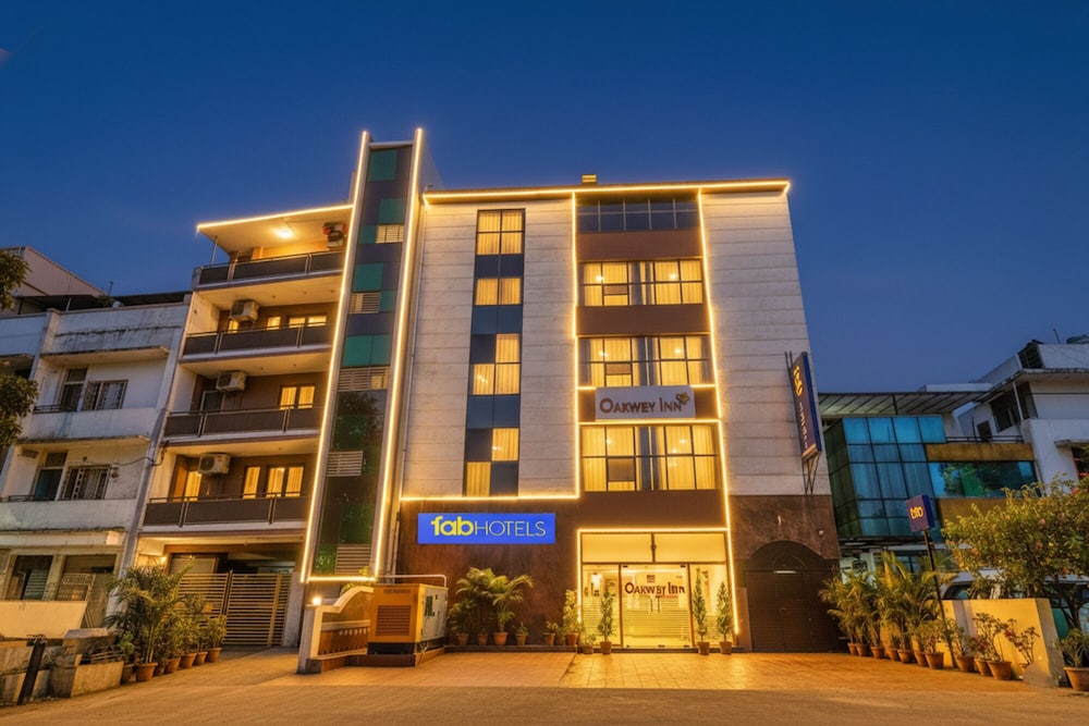 Fabhotel Oakwey Inn Indiranagar 1/30