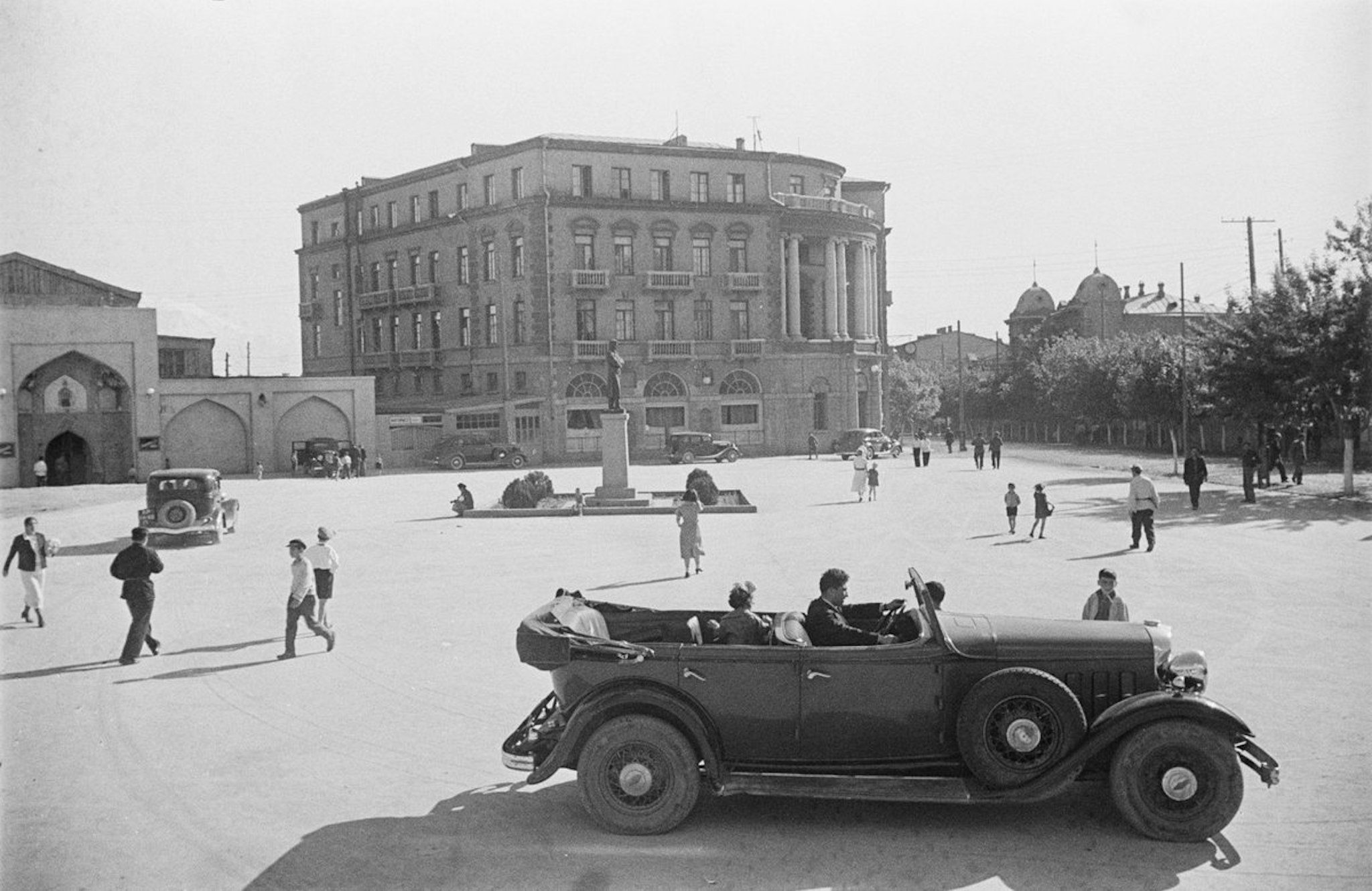 GRAND HOTEL YEREVAN 60/65