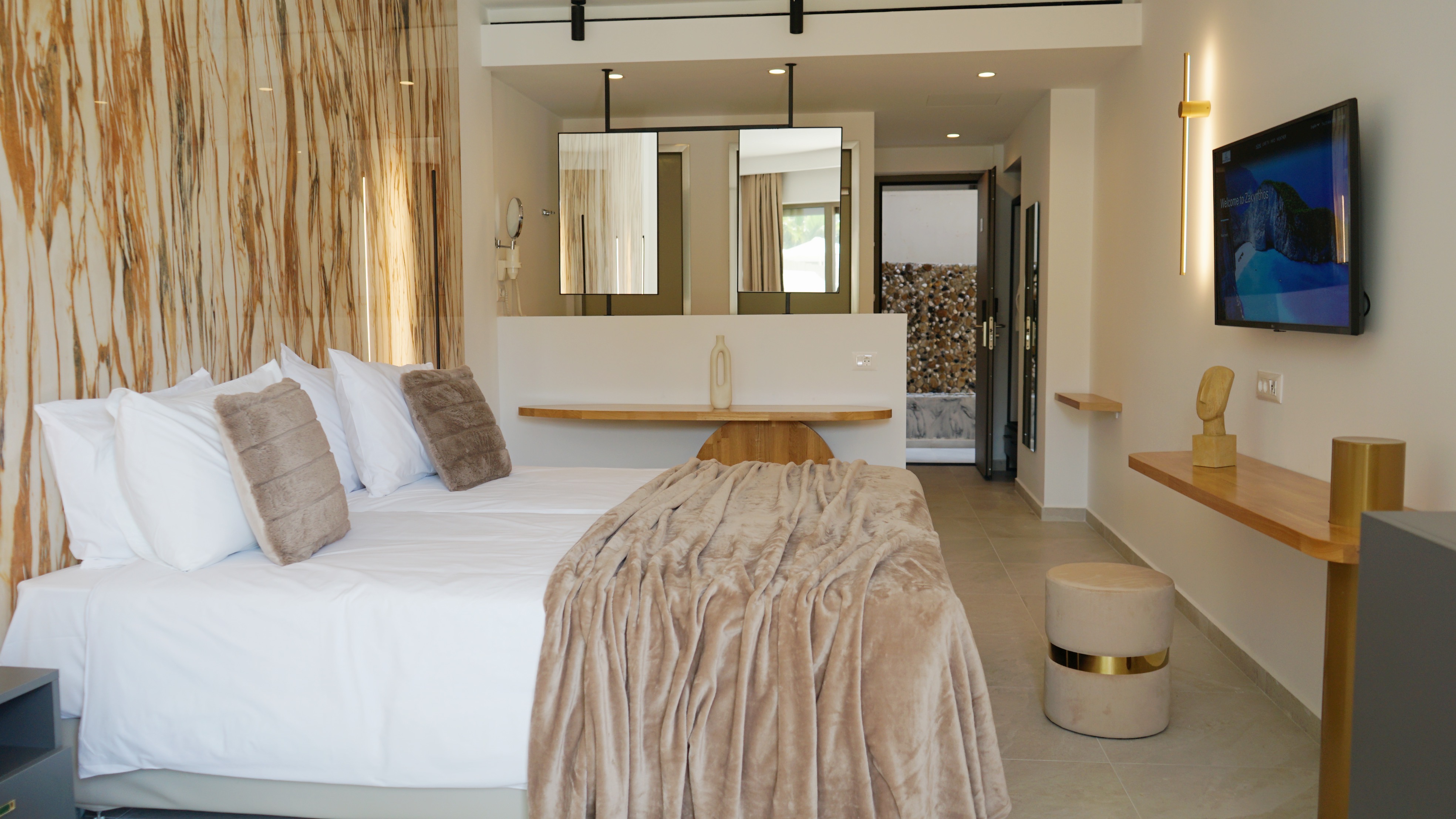 JUNIOR SUITE PRIVATE POOL