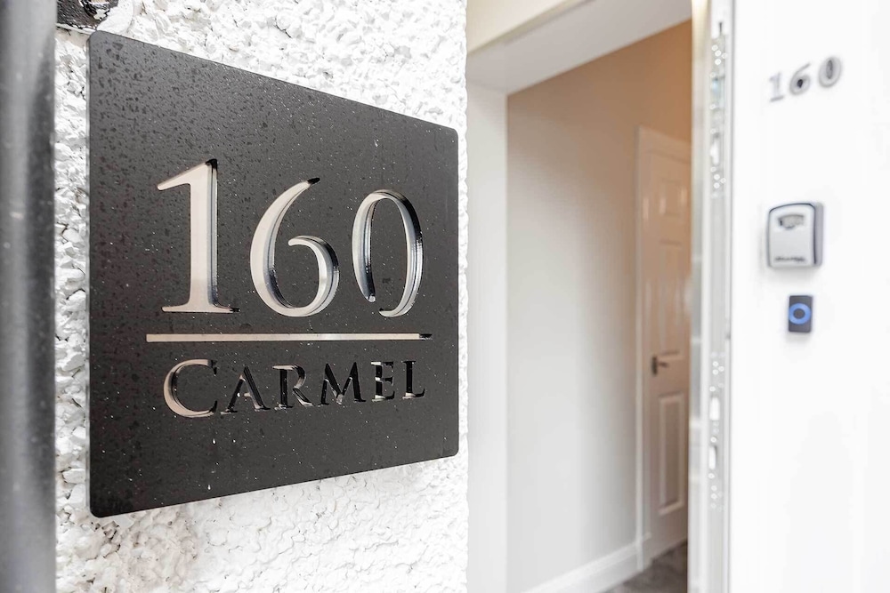 Carmel Apartments 16/50