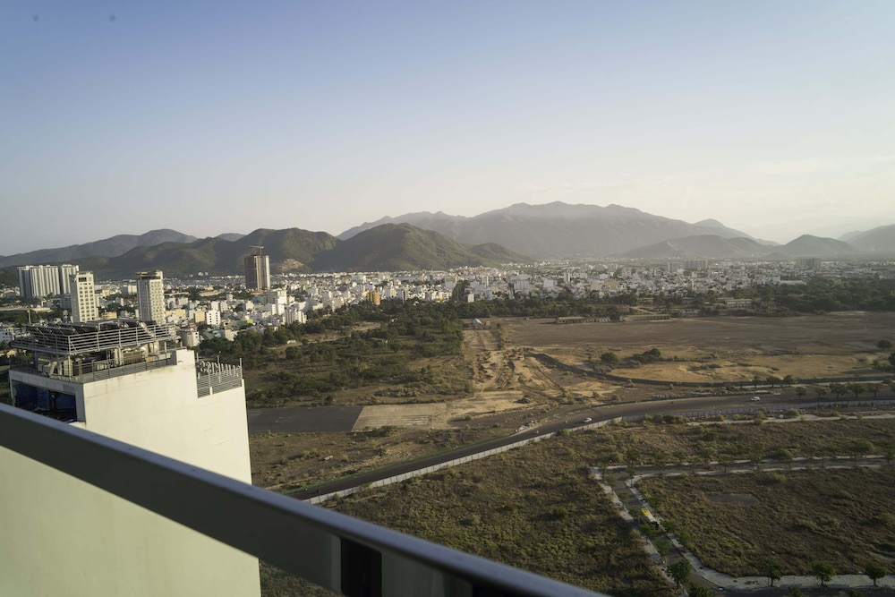 Vesna Hotel Nha Trang 66/69