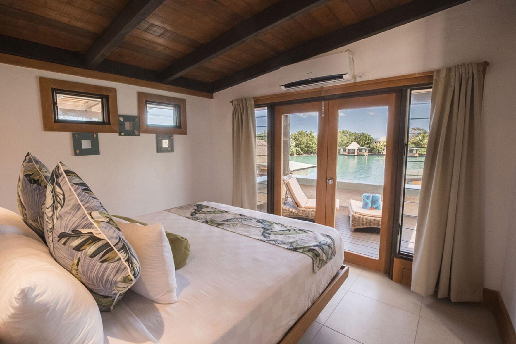 Marina, 2 Bedrooms, Villa