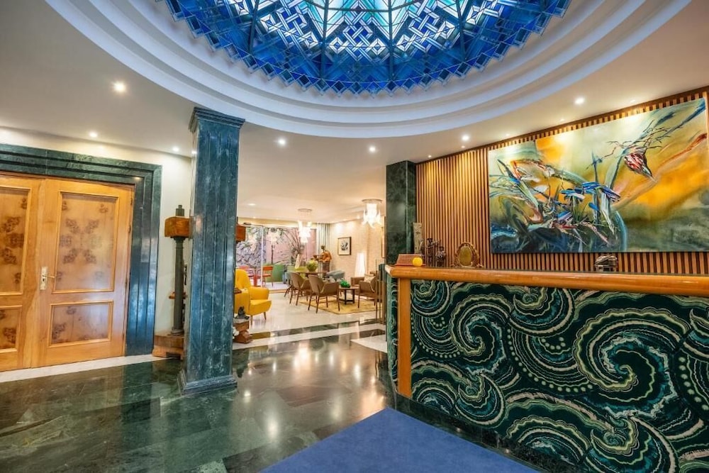 Hotel Sancho 2/23