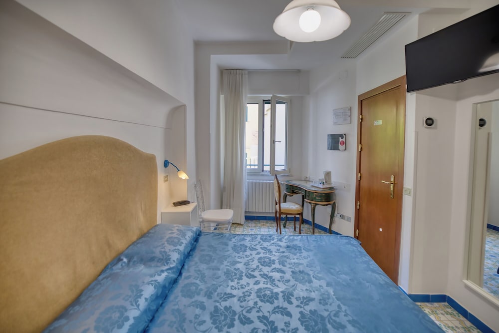 Hotel Amalfi 40/79