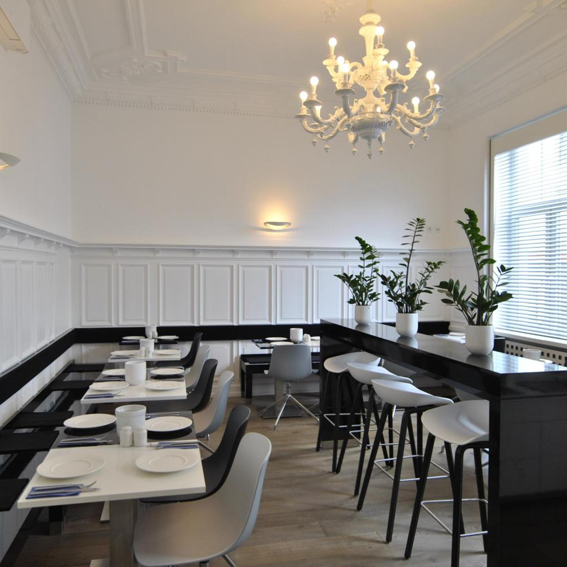 Hotel Cristall 45/57
