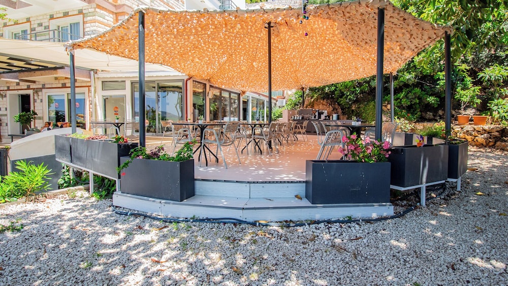 Kas Maki Hotel 10/50