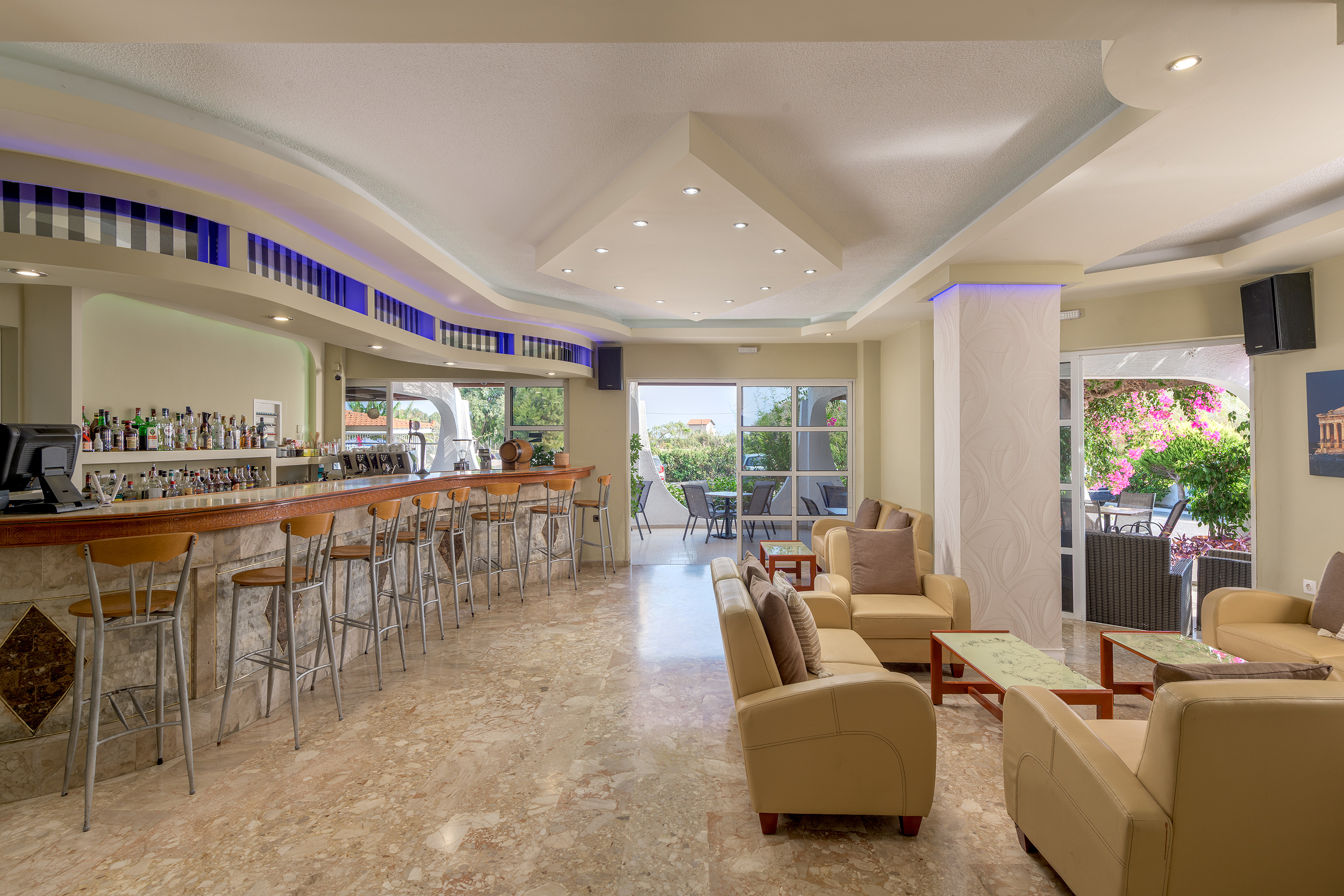 Nirvana Beach Hotel 46/62