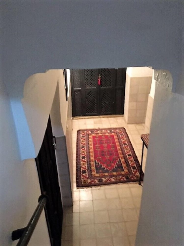 Riad Sasha 14/38