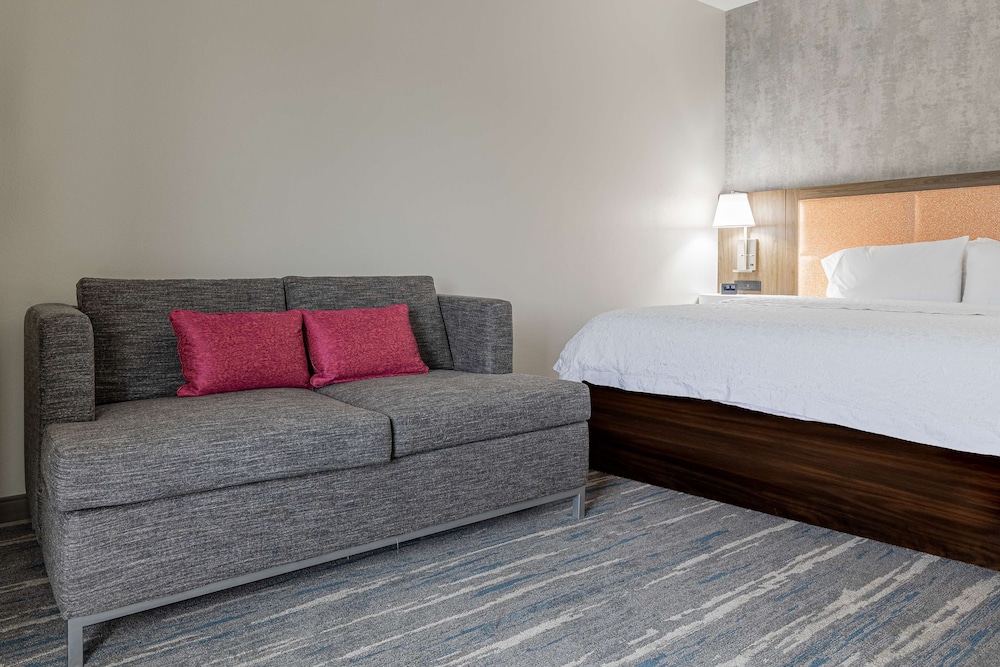 Hampton Inn Knoxville West At Cedar Bluff 21/50