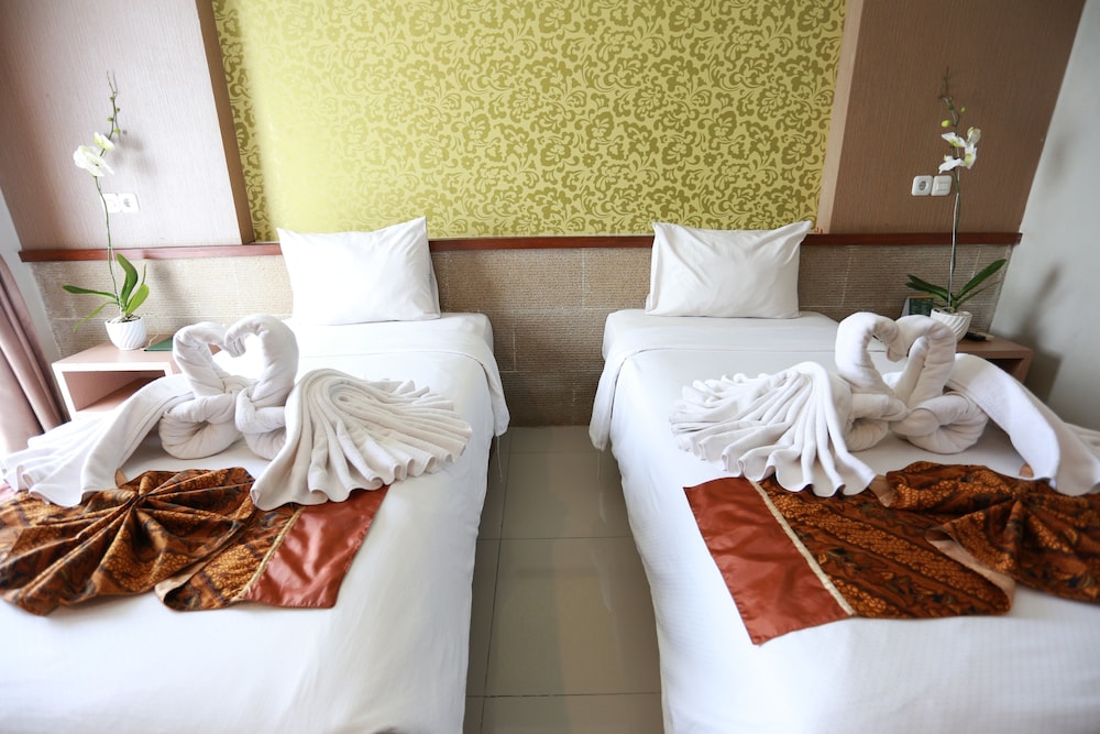 Loji Hotel Solo 21/64