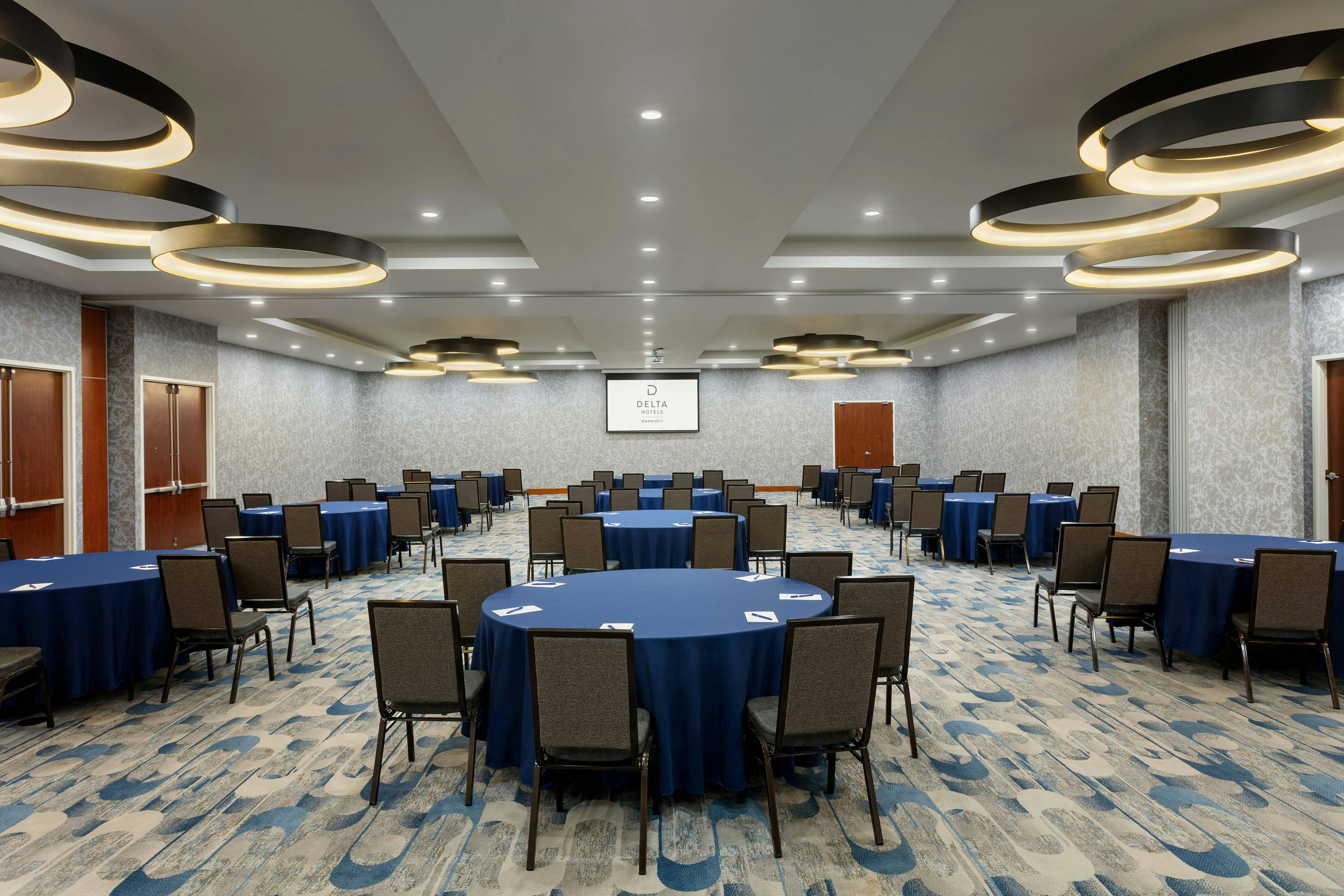 Delta Hotels By Marriott Indianapolis Airport 25/29