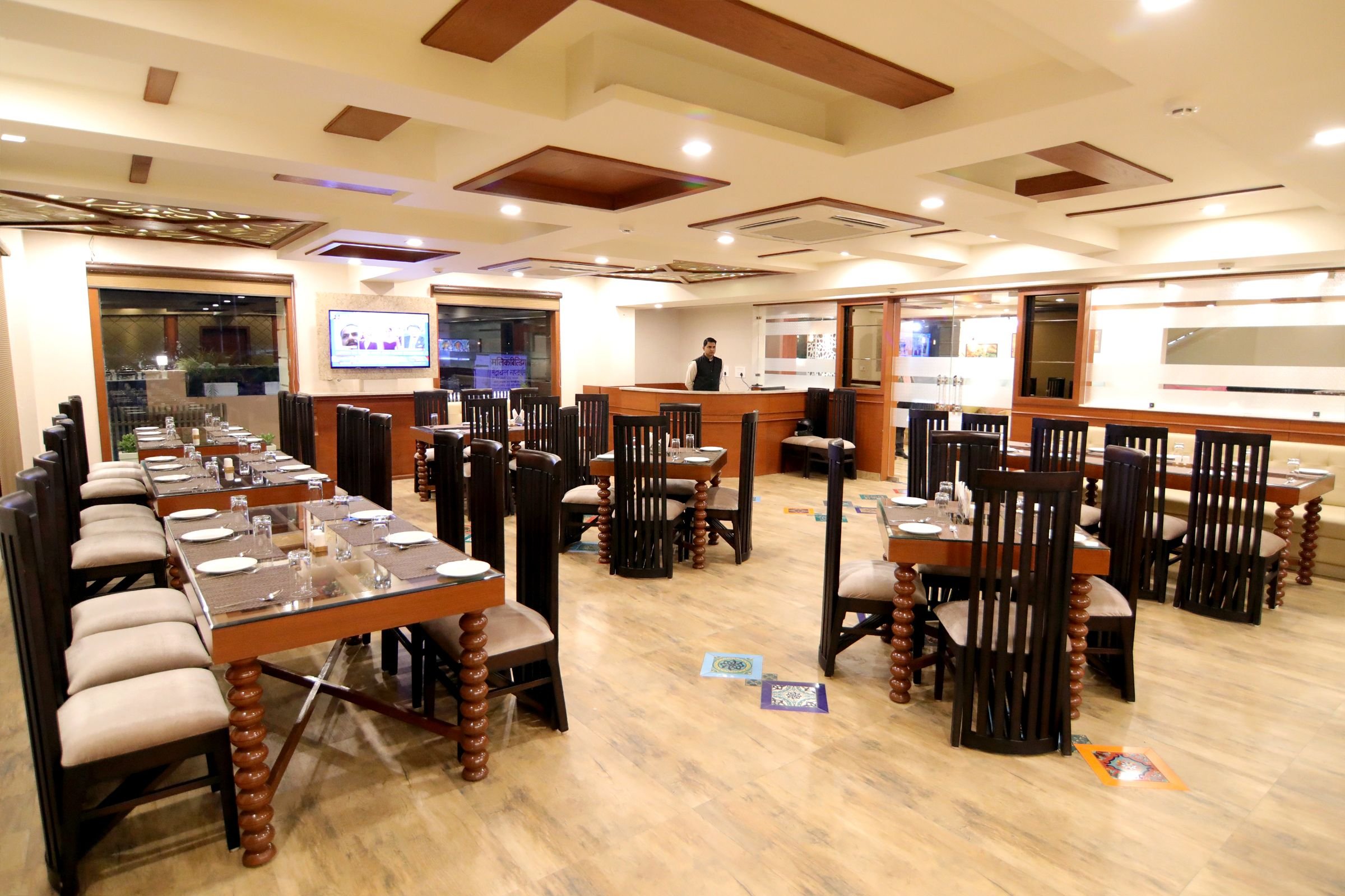 Udman Haridwar by Ferns N Petals 30/33