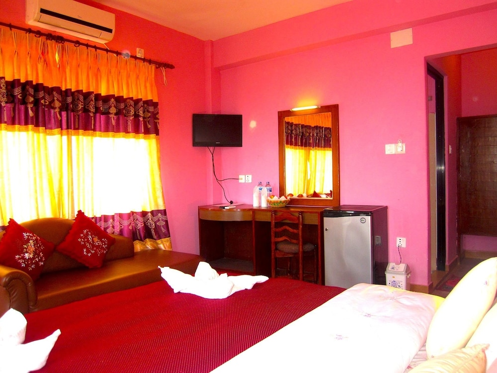 Hotel Orchid 31/59