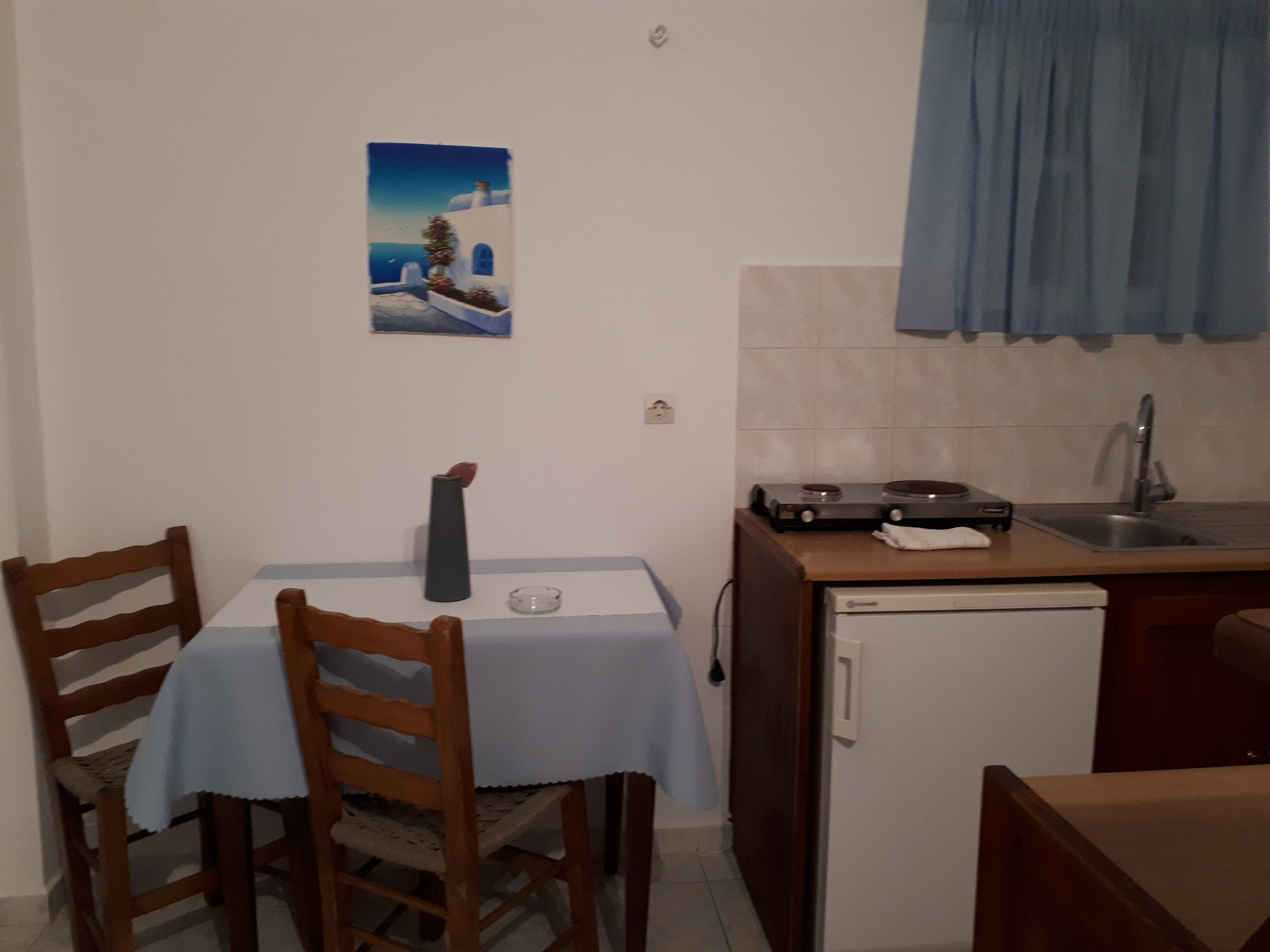 Paradisos Oia 10/36