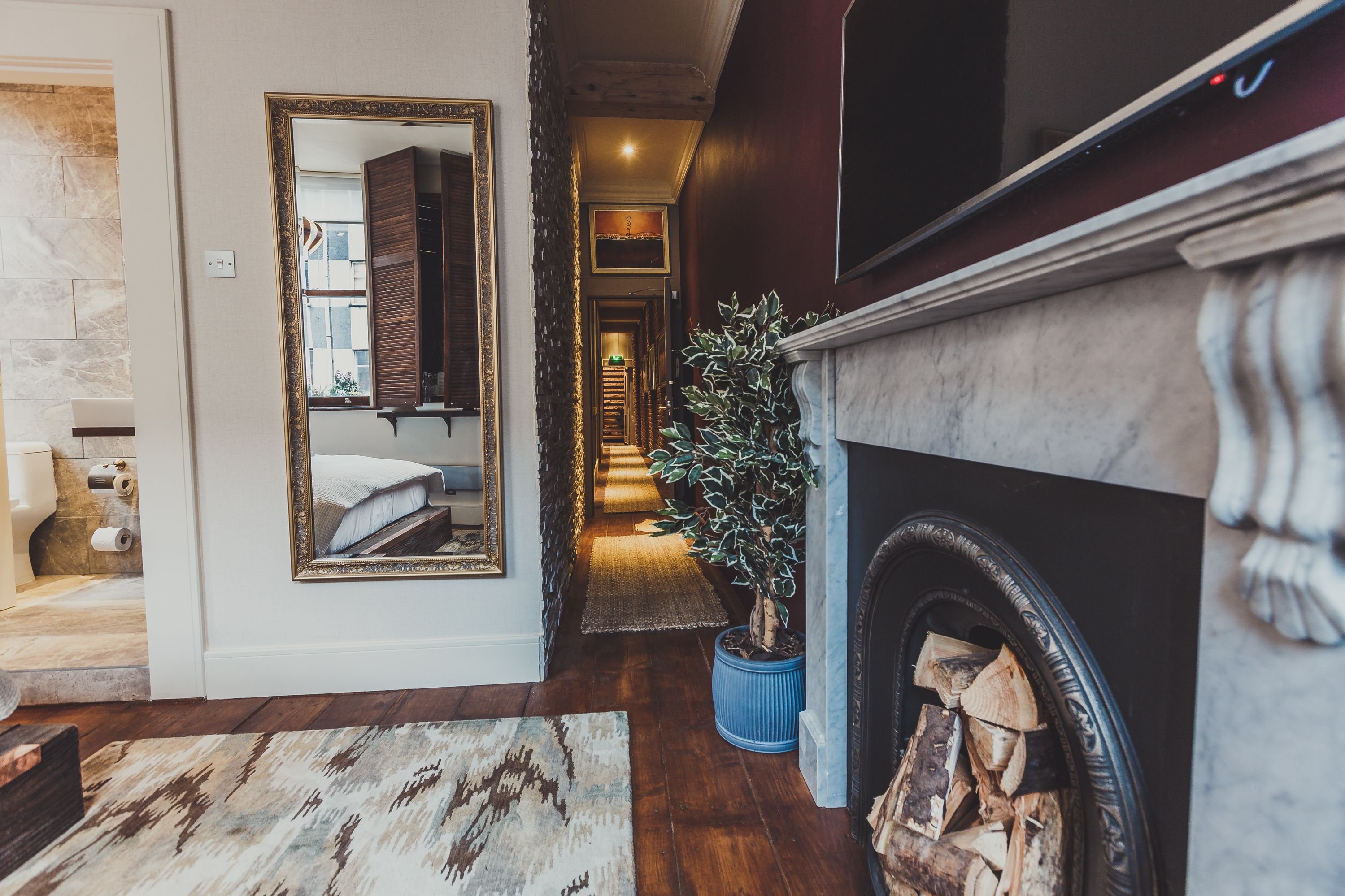The Cow Hollow Hotel 4/13