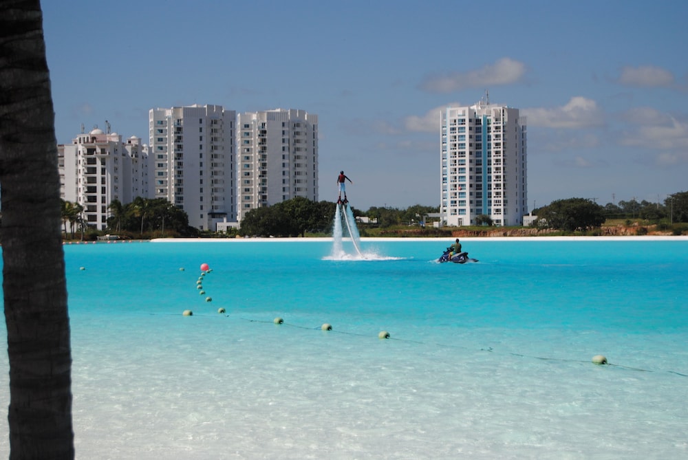 Playa Blanca Vacation Inc 16/18