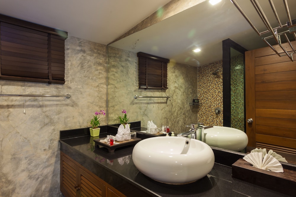 Raya Resort Beach front - The Most Green Resort in Cha-am 72/73