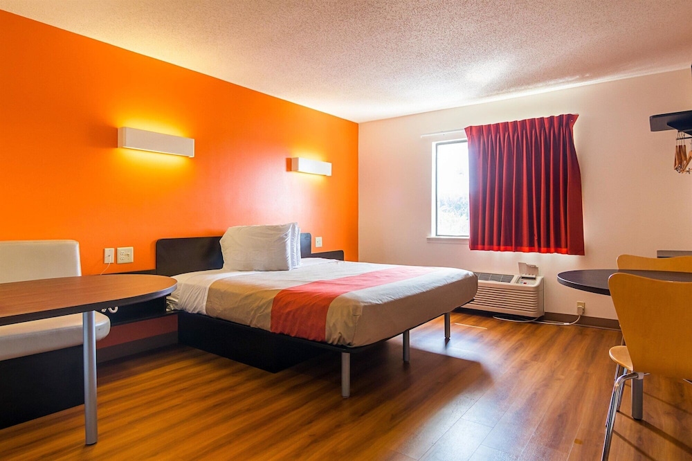 Motel6 Jonesboro, GA 19/62