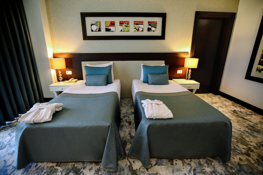 Baia Hotel Bursa 24/67