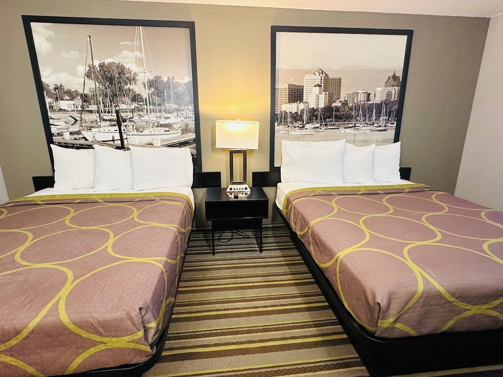 Standard, 2 Queen Beds