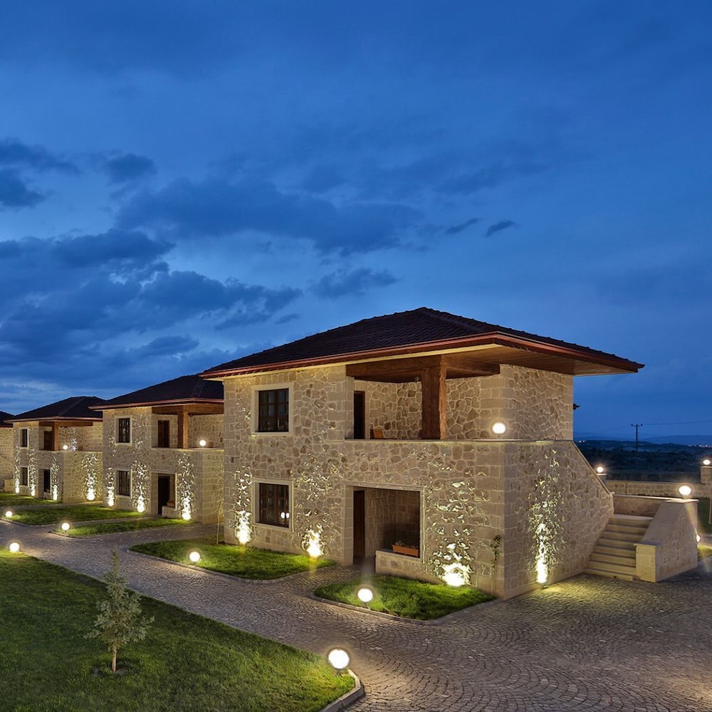 Elevres Stone House Hotel 7/67