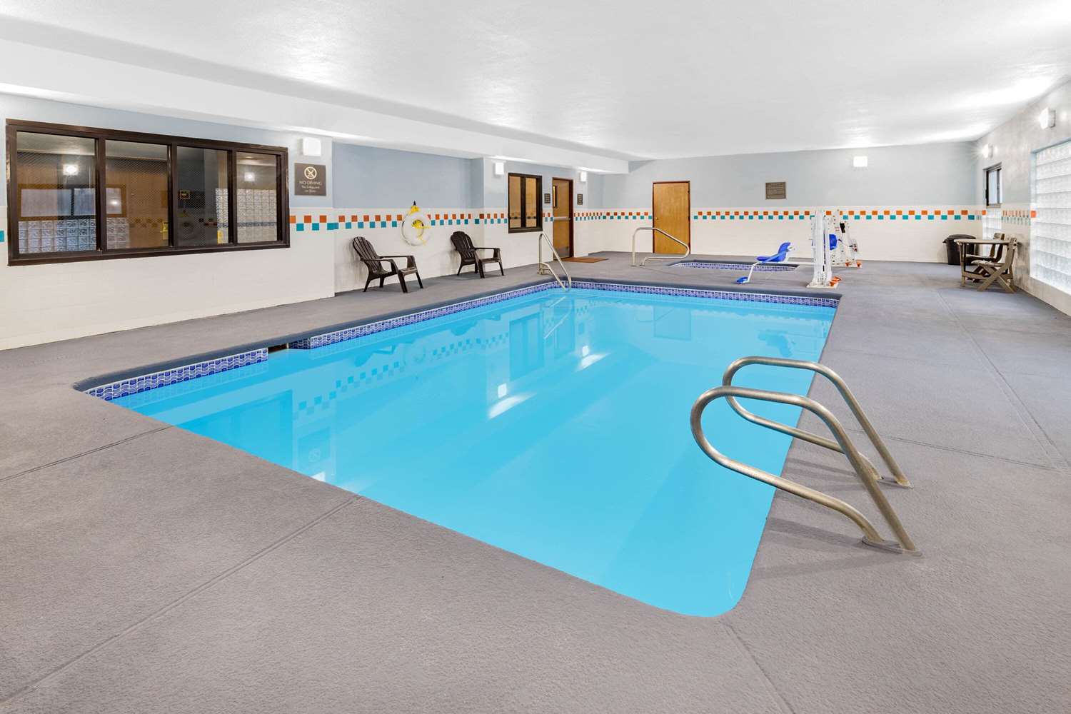 Days Inn by Wyndham Bernalillo 32/43