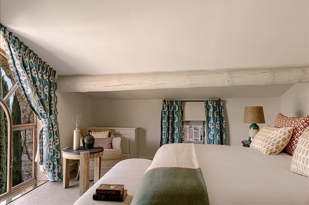 Hotel Crillon le Brave 8/50