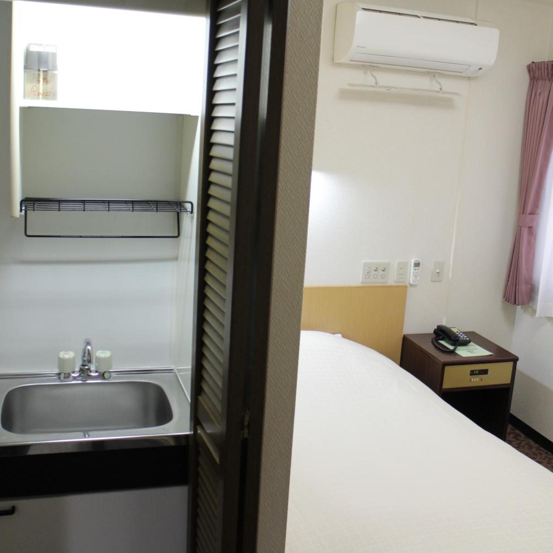 Business Hotel Raicho 50/50