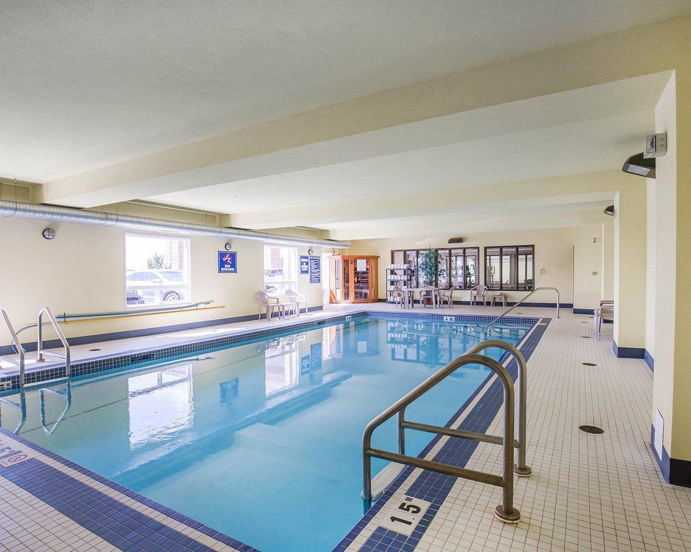 Comfort Inn & Suites Airdrie 10/21