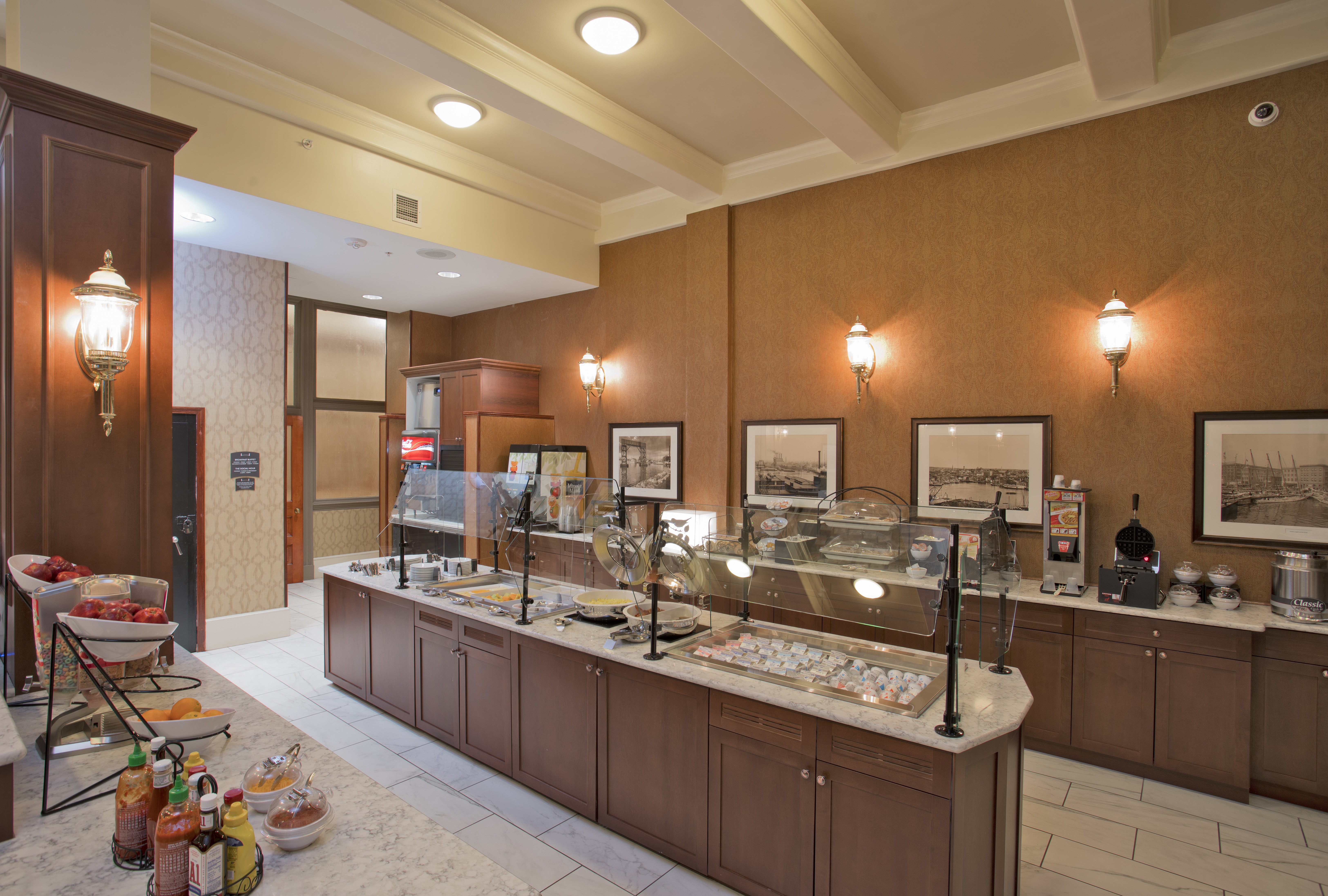 Staybridge Suites BALTIMORE INNER HARBOR 43/80