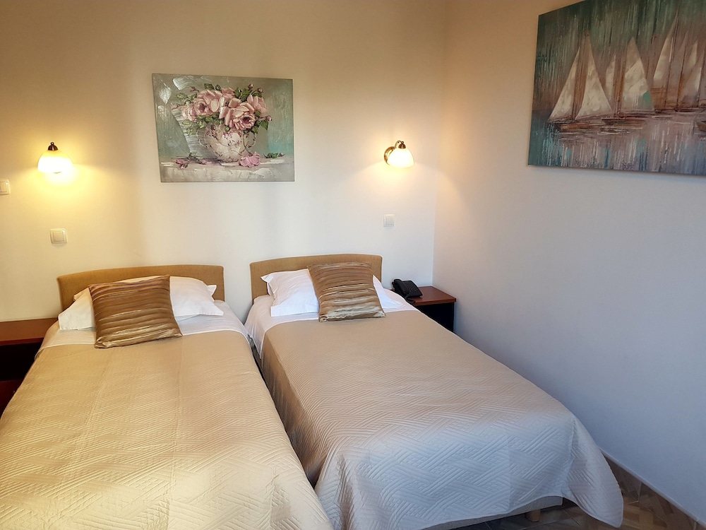 Hotel Vila Tina 16/50