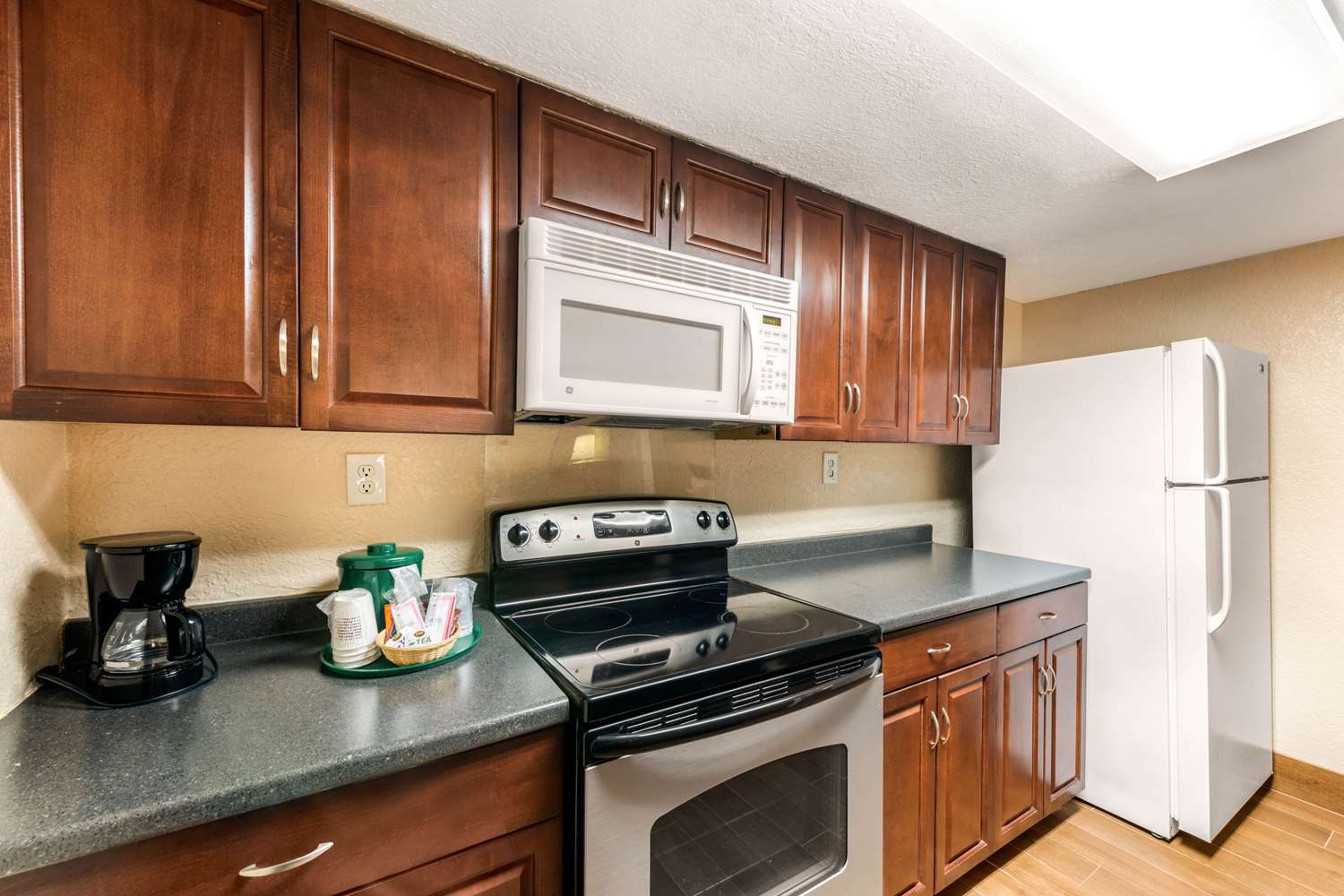 Quality Inn & Suites Orlando Airport 18/18