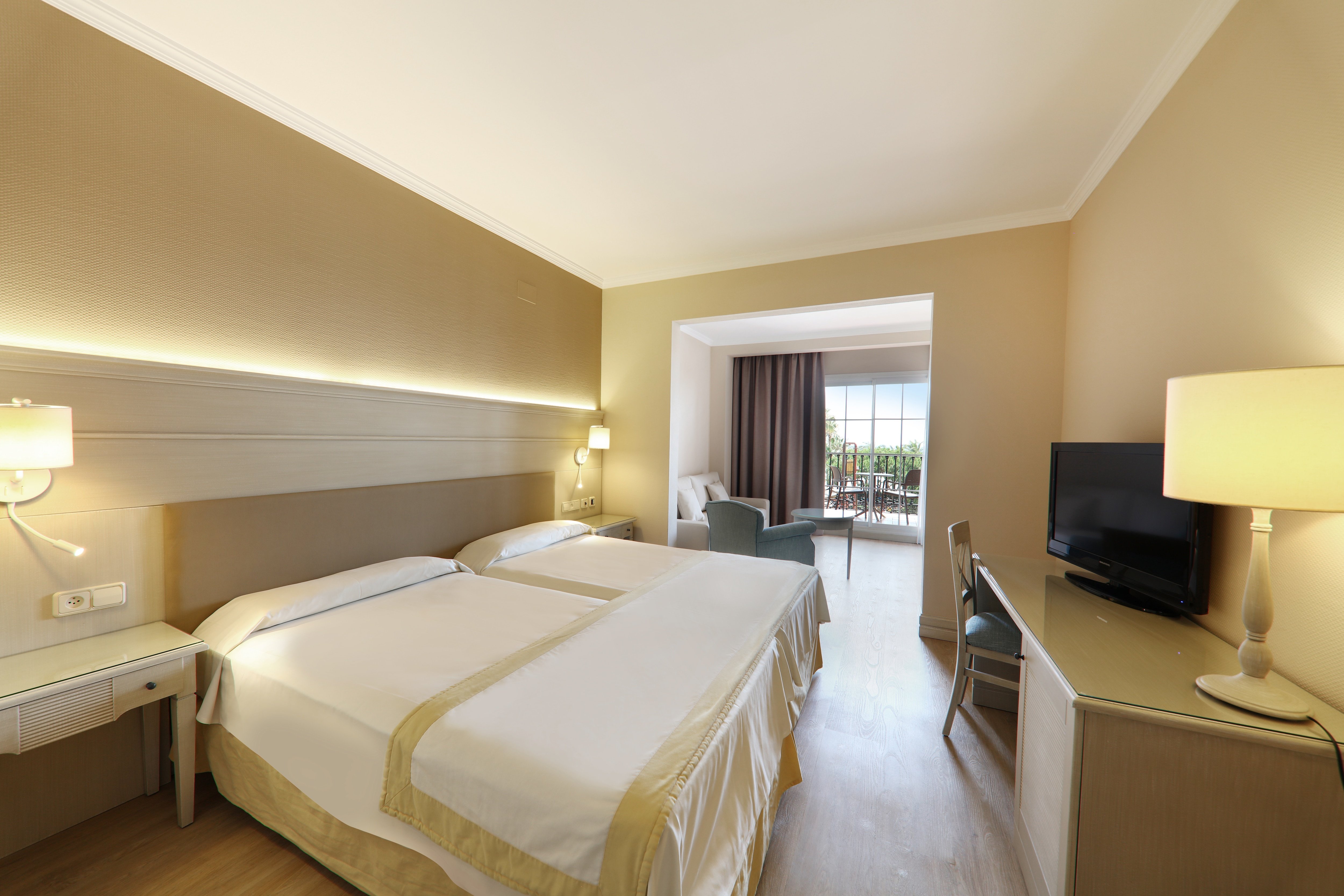 Iberostar Waves Malaga Playa 9/43