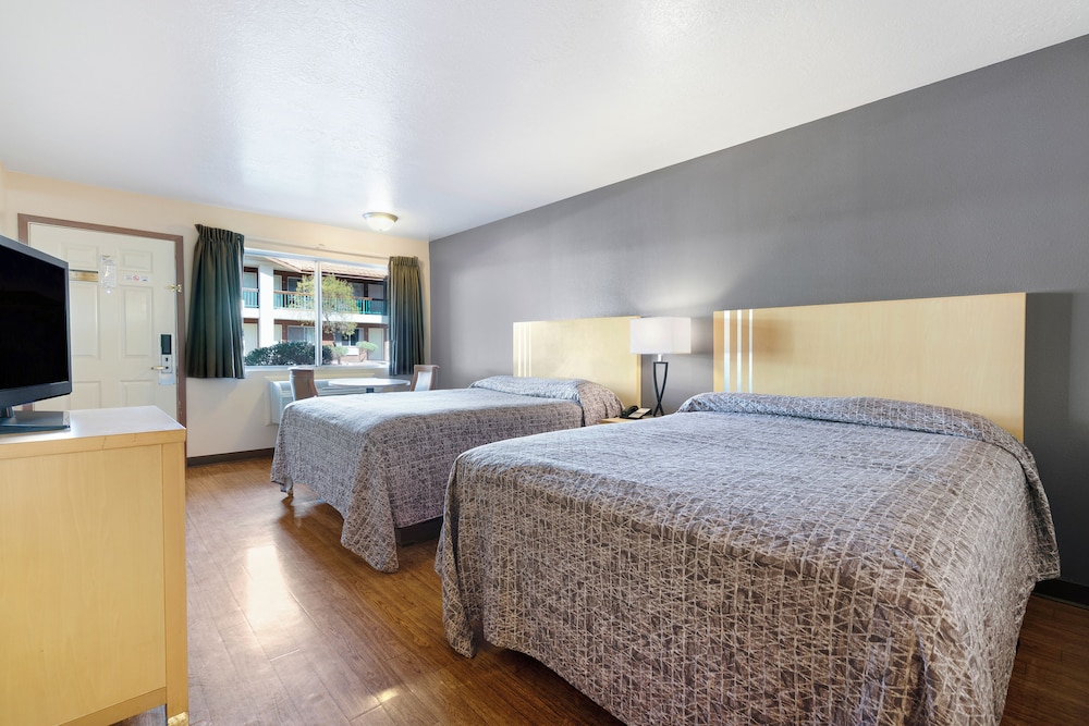 Virgin River Hotel and Casino 11/50