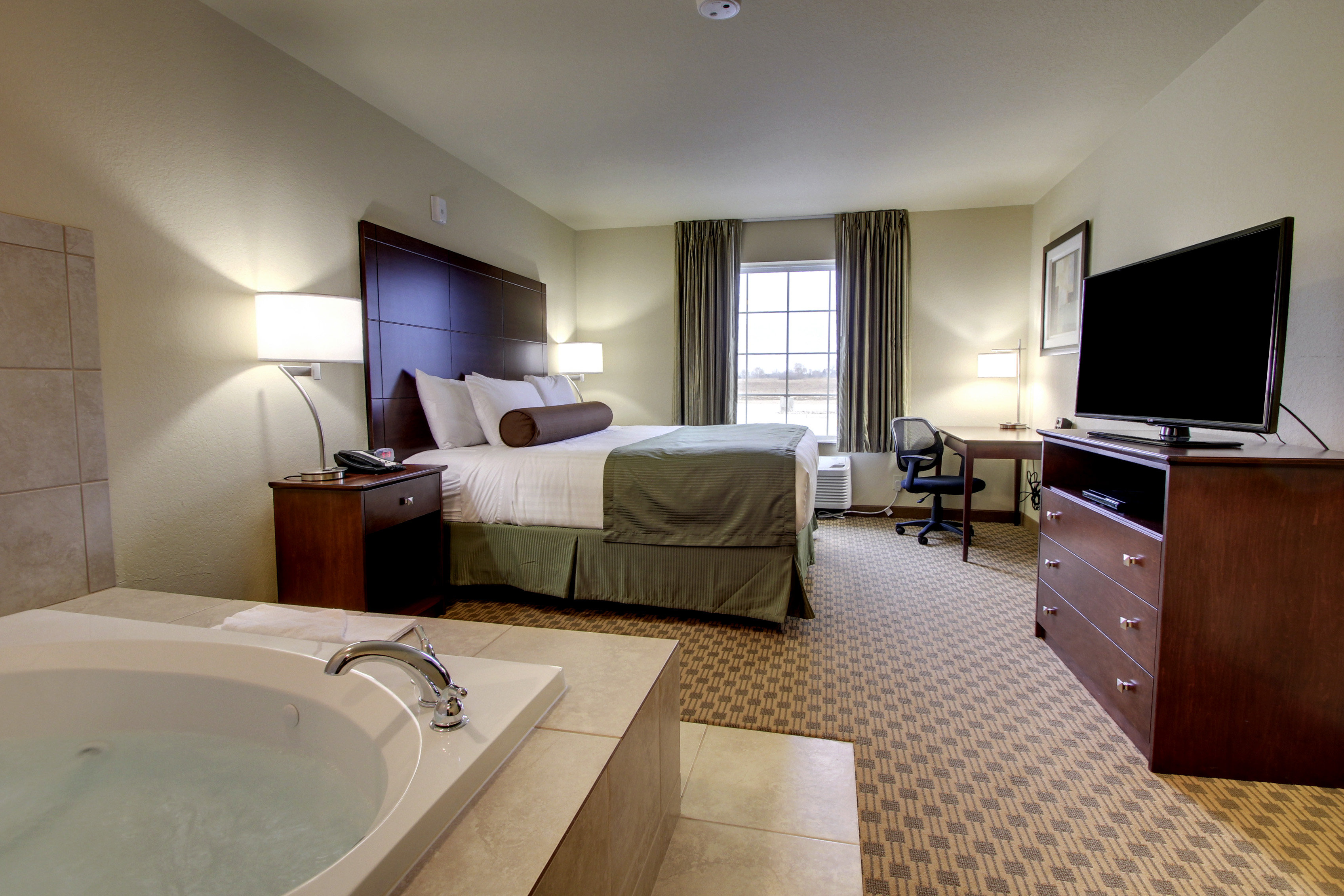 Cobblestone Inn and Suites 14/26