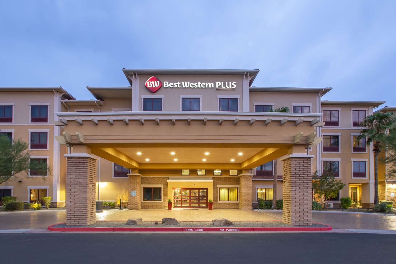 Best Western Plus Chandler Hotel & Suites 1/22