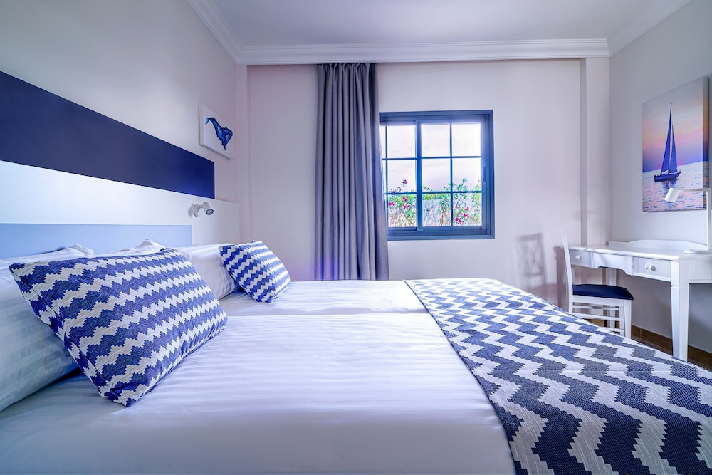 Hotel Cordial Marina Blanca 9/41