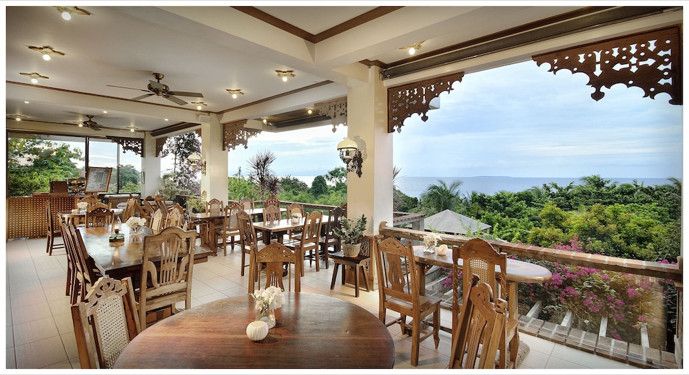 Amarela Resort 55/74