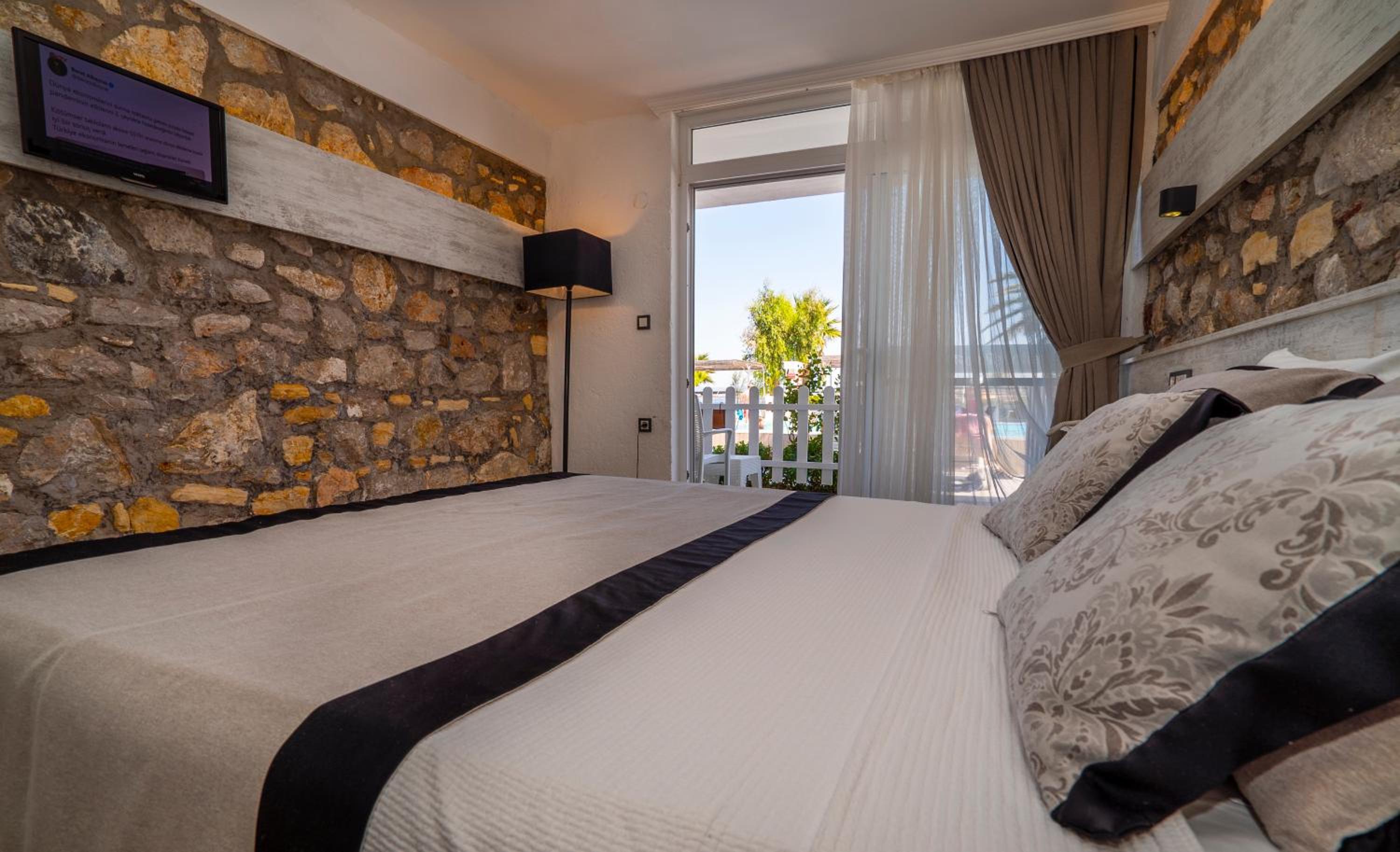SIFNE TERMAL HOTEL 14/55