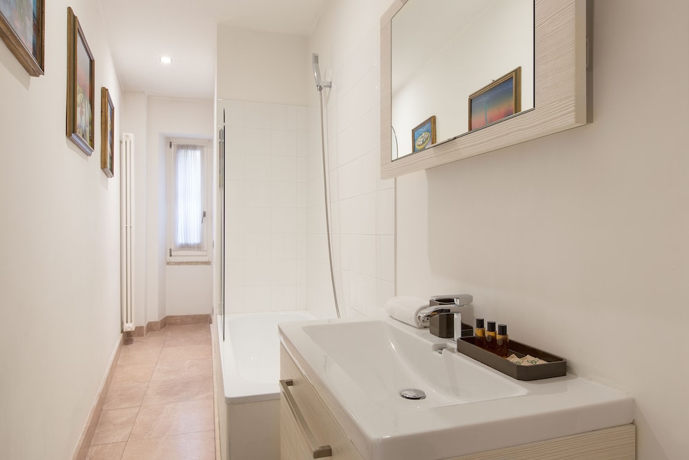 Rome Accommodation - Campo Marzio 29/30
