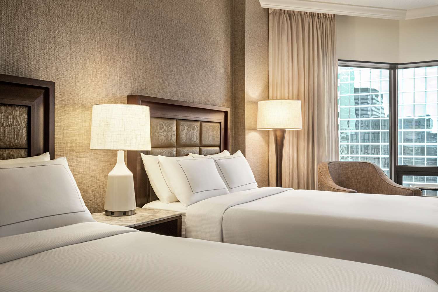 room, 2 double beds, city view