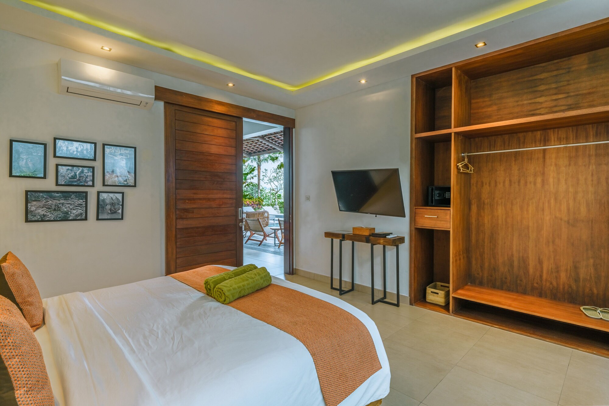4 Bedrooms, Pool, Luxury, Villa, 4 King Beds, Paddy View، K Club Ubud 3/7
