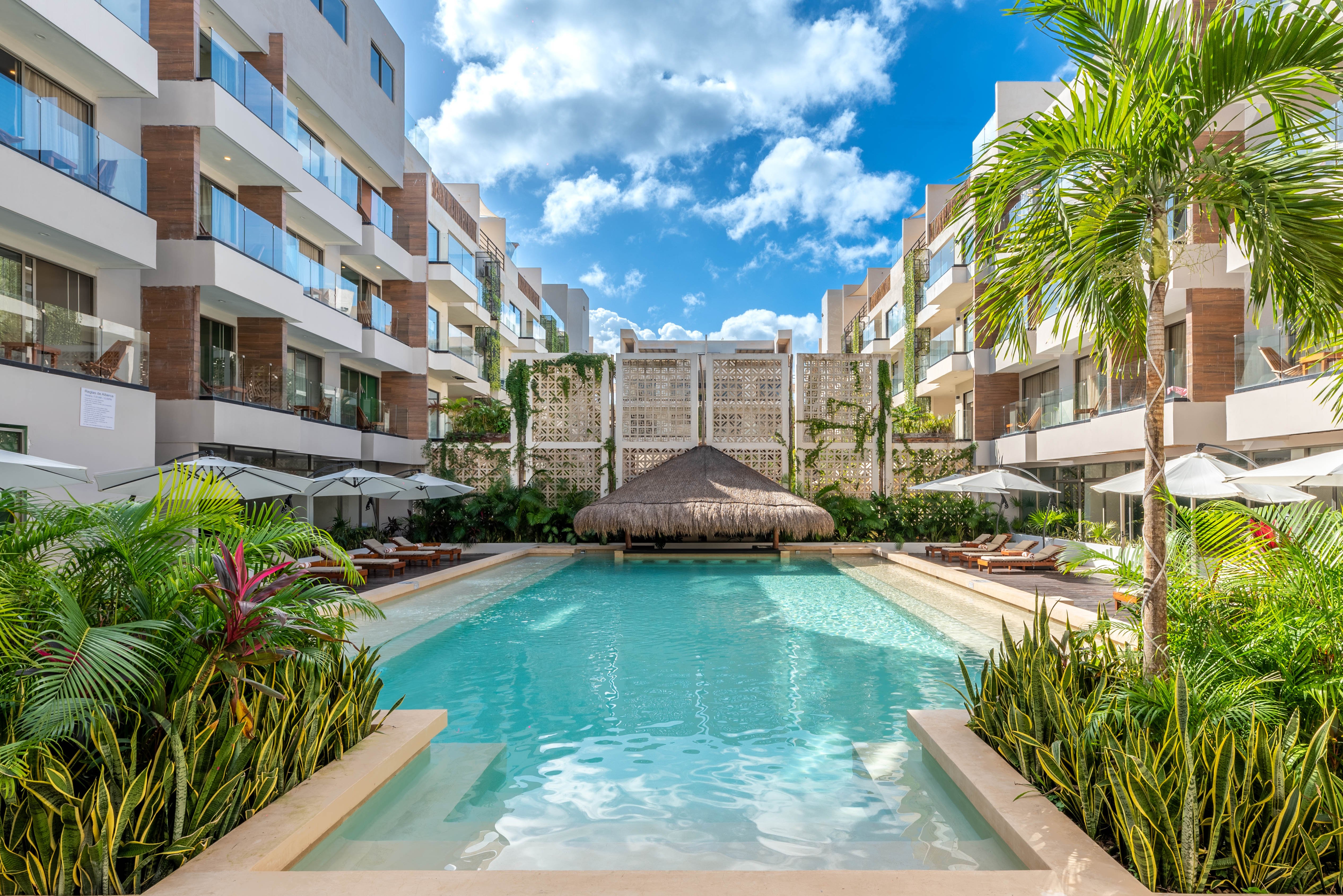Holiday Inn Tulum 68/71
