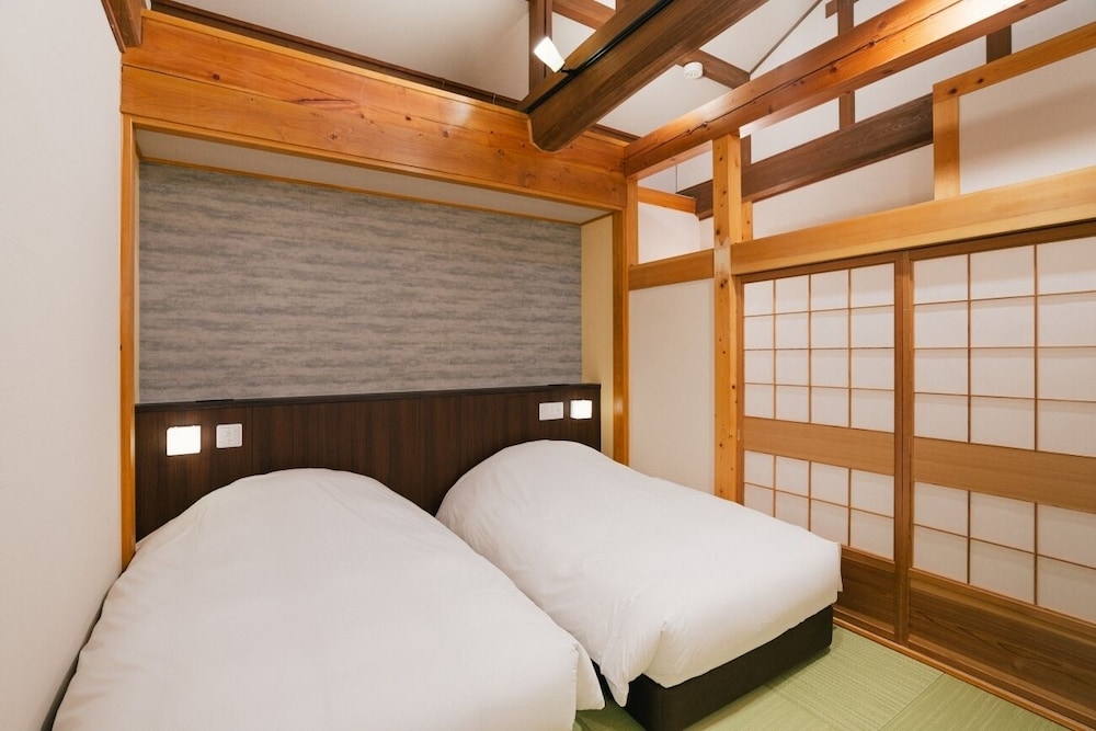 Renovated, Twin Beds, Outdoor Bath, Annex