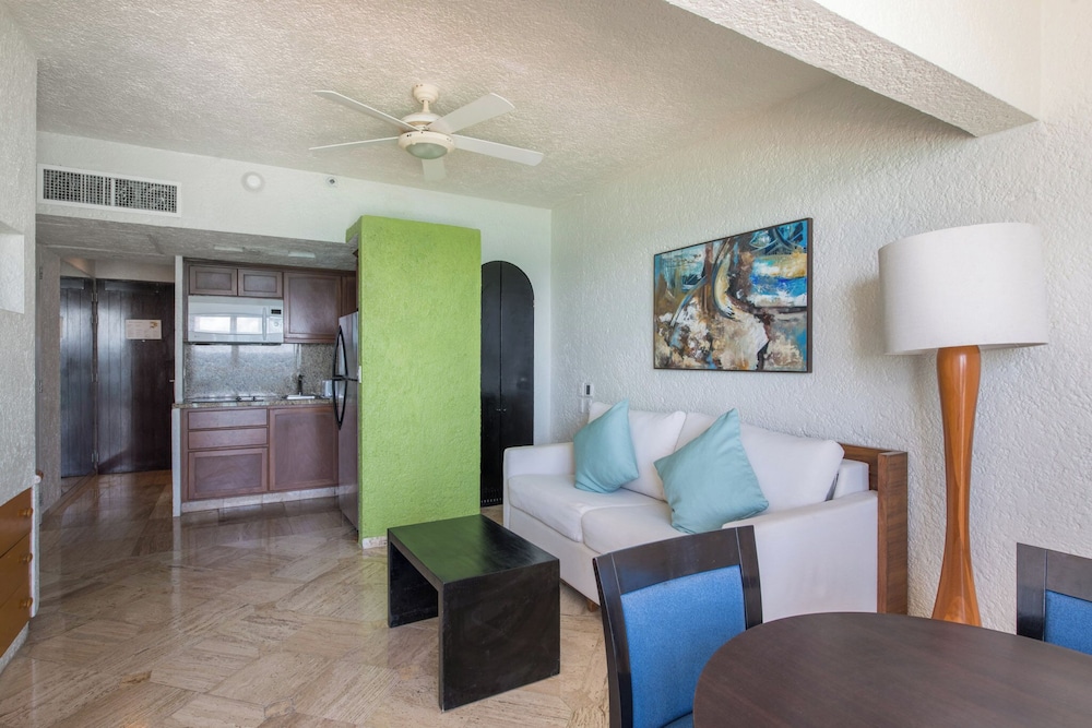 Club Regina Cancun managed by Accor 23/35